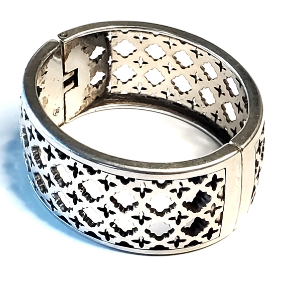 Brighton Wide Hinged Silver Tone Cut-Out Design Cuff Bangle - Picture 5 of 6